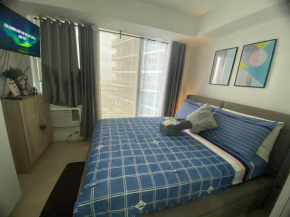 Condo Azure Staycation in Paranaque City View